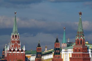 Каждый десятый россиянин выступает за перенос столицы из Москвы в другой город - опрос